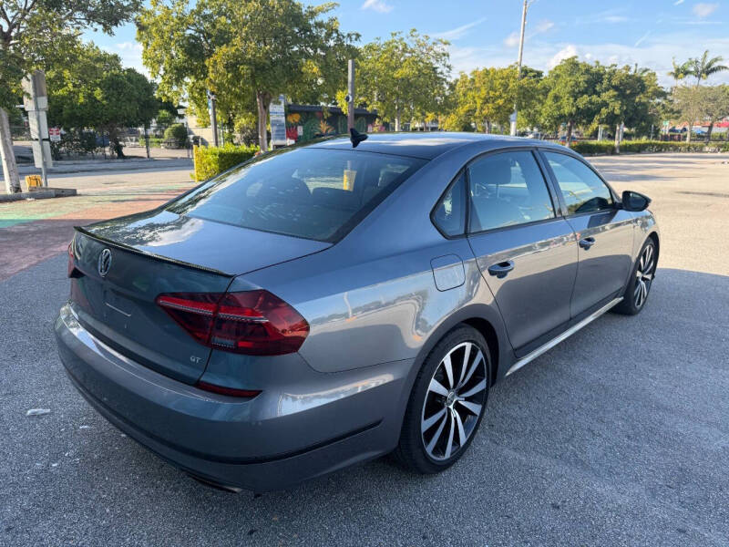 2018 Volkswagen Passat V6 GT