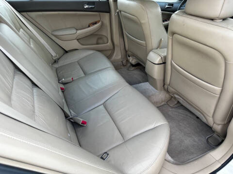 2005 Honda Accord EX w/Leather