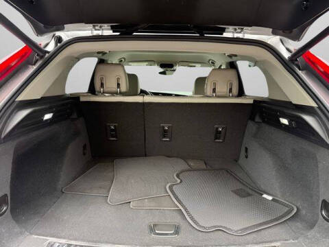 2021 Cadillac XT4 Premium Luxury