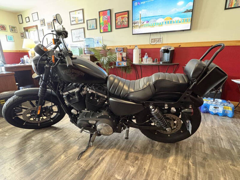 2016 Harley-Davidson Iron 883