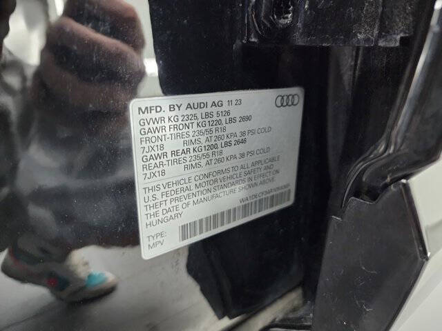 2024 Audi Q3 quattro S line Premium 45 TFSI