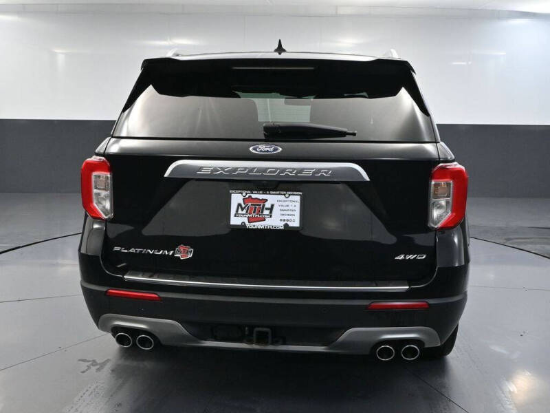 2023 Ford Explorer Platinum