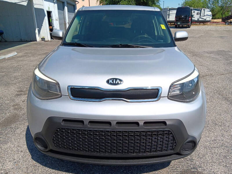 Used 2016 Kia Soul Base with VIN KNDJN2A28G7868752 for sale in Clovis, CA