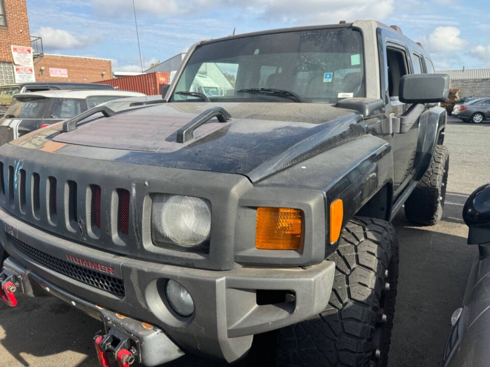 2007 HUMMER H3 for sale at Fauzia's Auto Sales, Inc. in Buchanan, NY