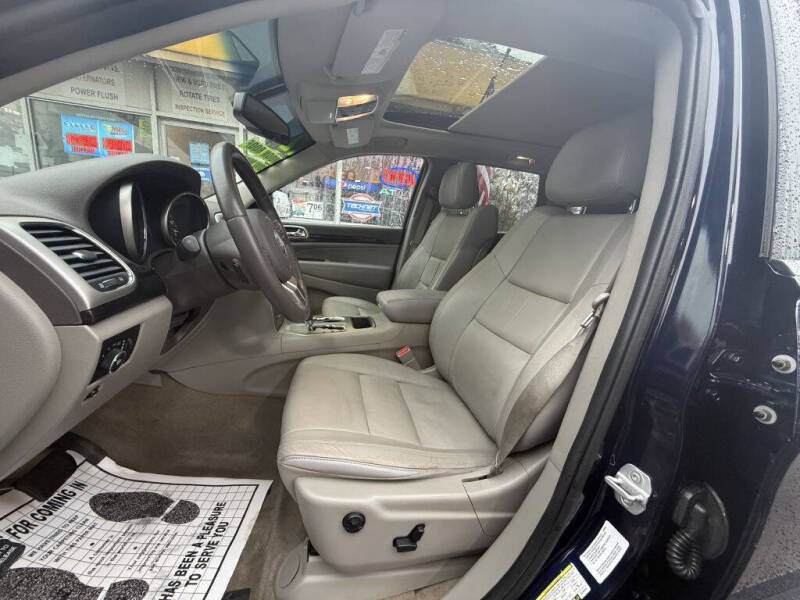 2012 Jeep Grand Cherokee Laredo