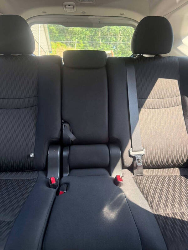 2018 Nissan Rogue S