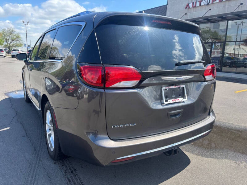 2018 Chrysler Pacifica Touring L Plus