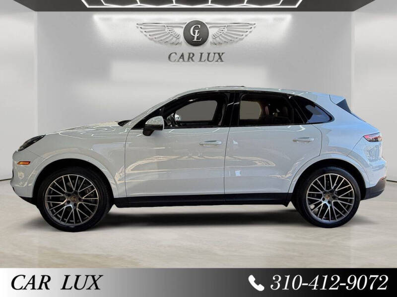 2022 Porsche Cayenne Platinum Edition