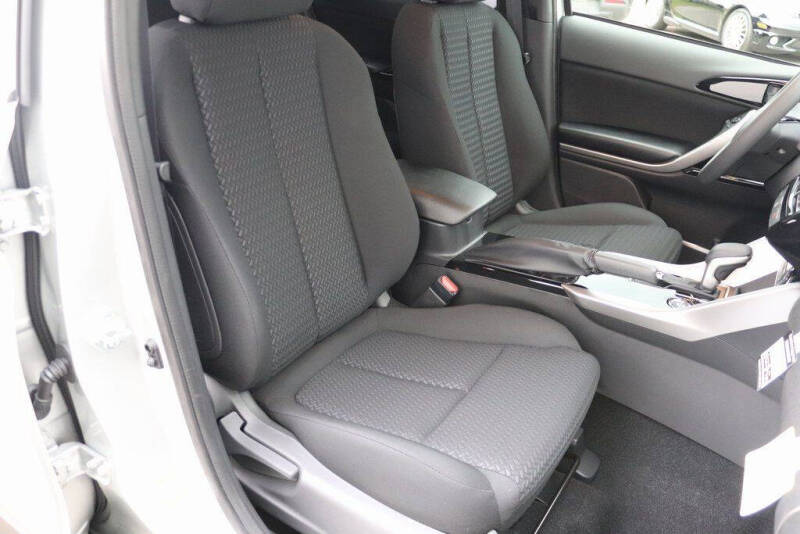 2026 Mitsubishi Eclipse Cross LE