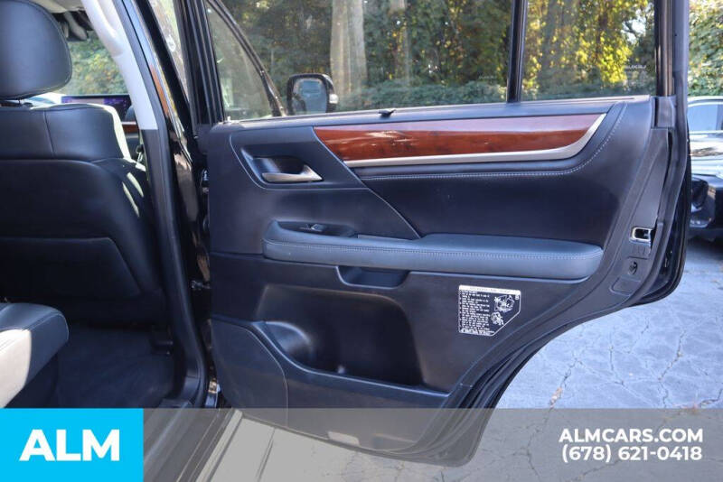 2020 Lexus LX 570 Two-Row