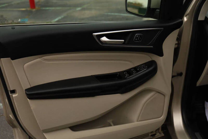 2018 Ford Edge Titanium