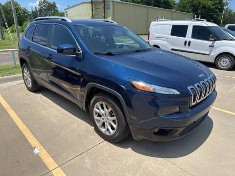 2018 Jeep Cherokee for sale at HONDA DE MUSKOGEE in Muskogee OK