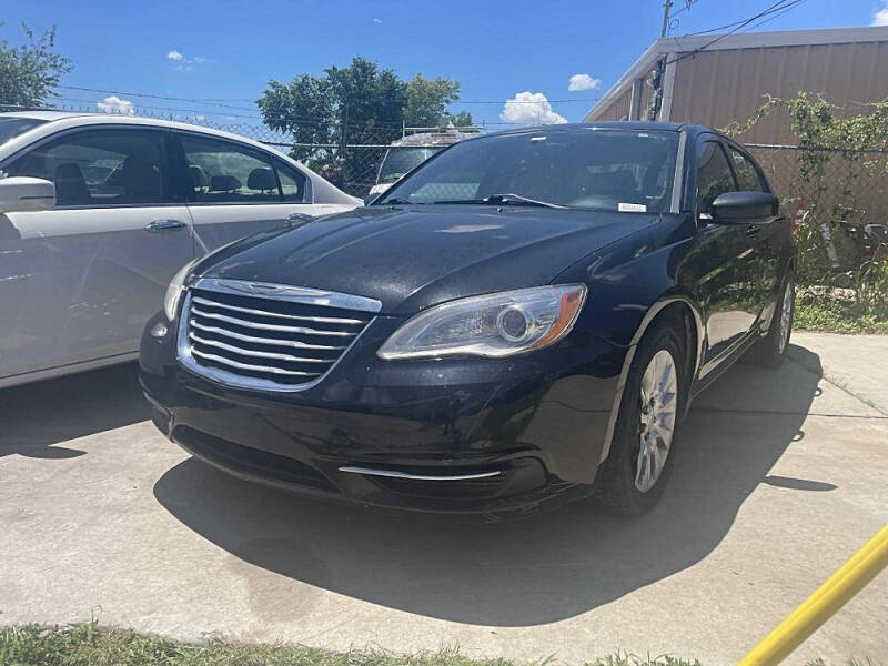 2014 Chrysler 200 LX
