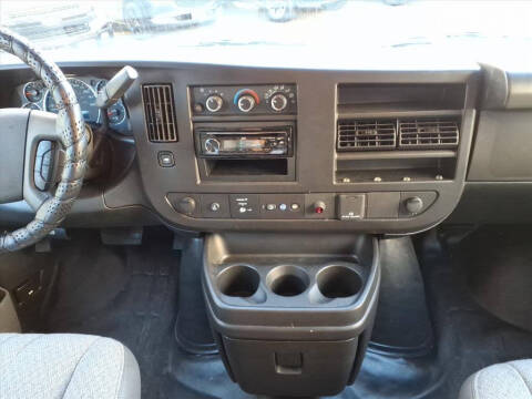 2023 Chevrolet Express 2500