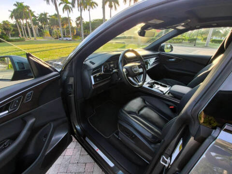 2019 Audi Q8 quattro Prestige 55 TFSI