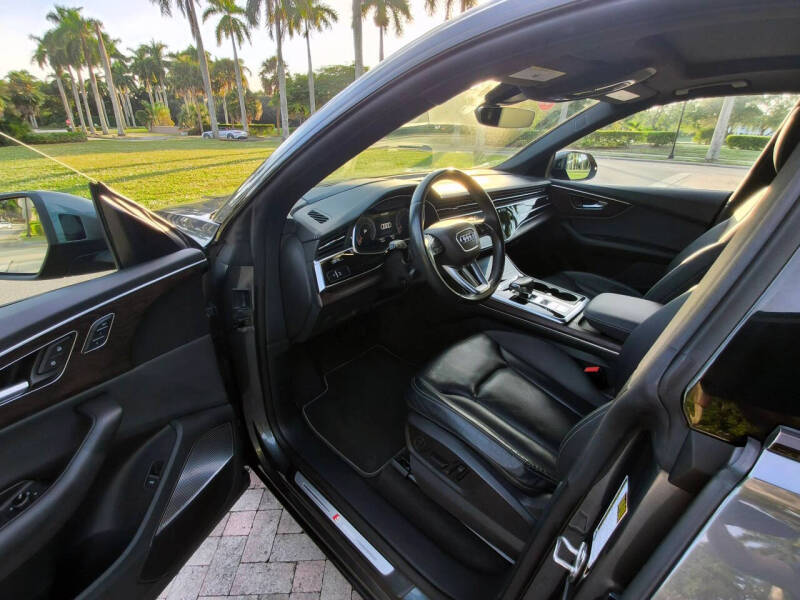 2019 Audi Q8 quattro Prestige 55 TFSI