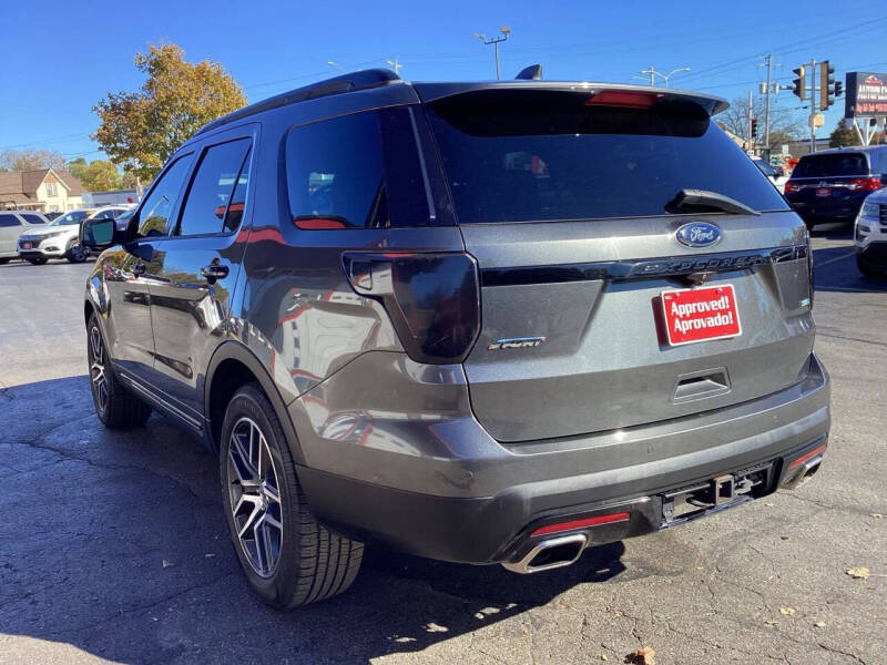 2017 Ford Explorer Sport
