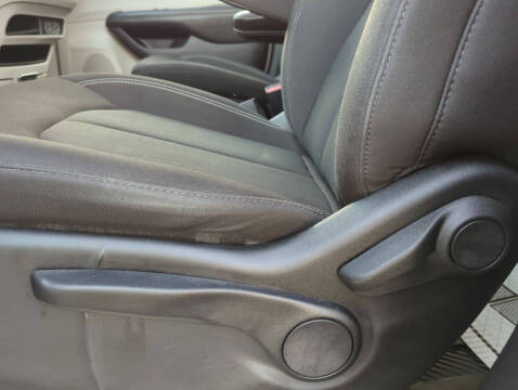 2021 Chrysler Voyager L