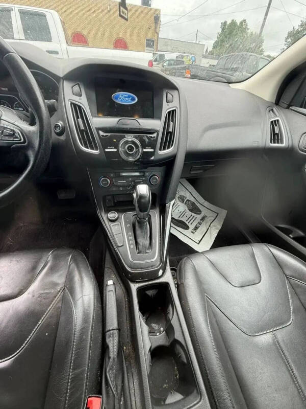 2016 Ford Focus Titanium