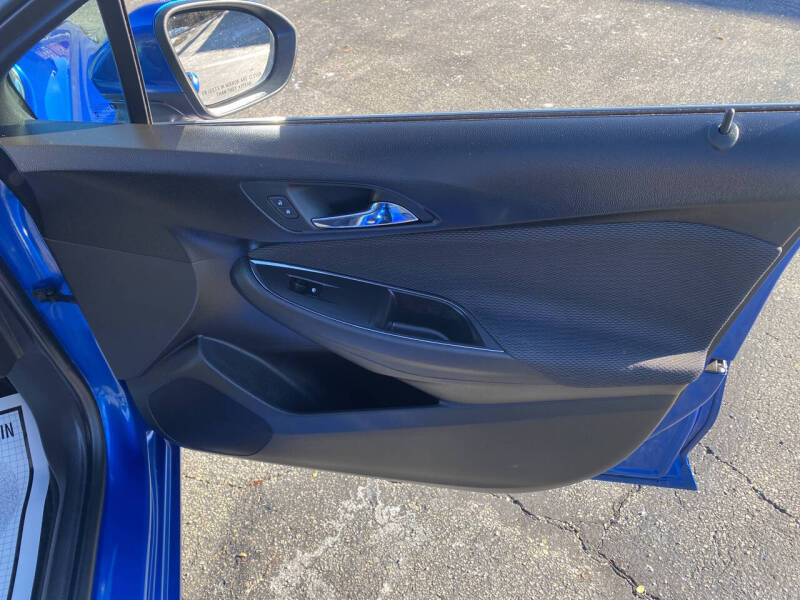 2017 Chevrolet Cruze LT Auto