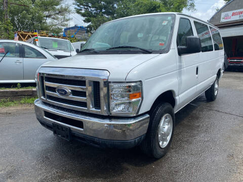 2011 Ford E-Series Wagon
