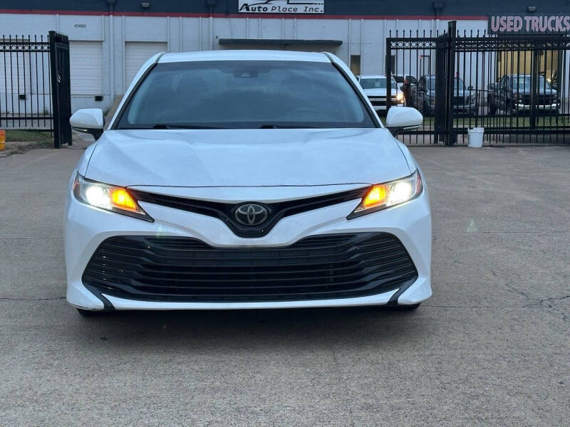 2018 Toyota Camry LE