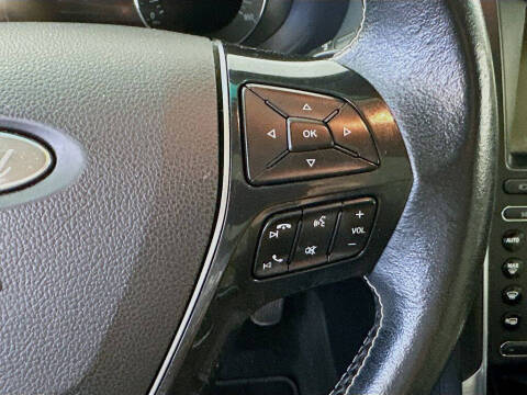 2016 Ford Explorer Platinum