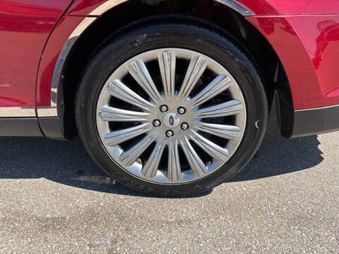 2017 Ford Taurus SEL