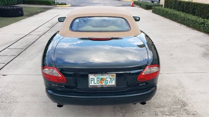 2000 Jaguar XK-Series 18