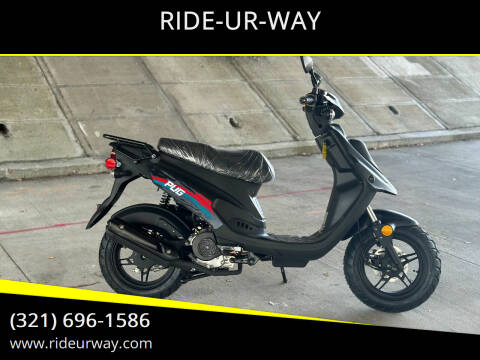 2022 Chicago Scooter Company Pug for sale at RIDE-UR-WAY in Cocoa FL