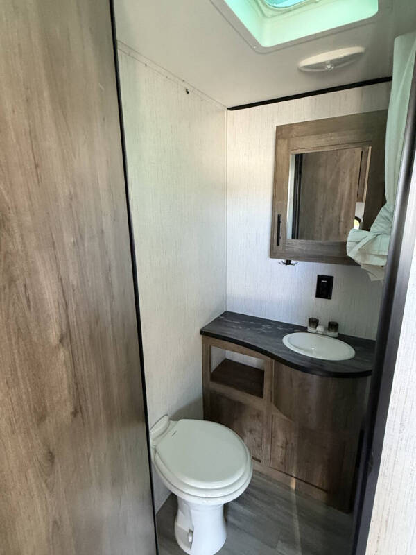 2022 Heartland Pioneer RD210