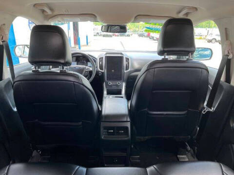 2022 Ford Edge