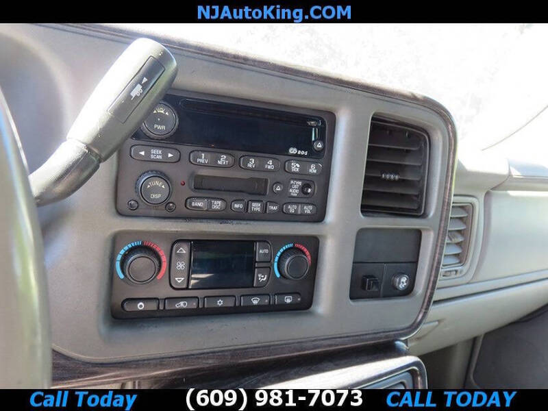 2003 GMC Yukon XL Denali