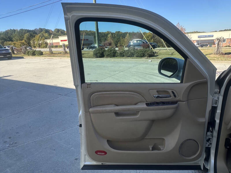 2010 Cadillac Escalade ESV Luxury