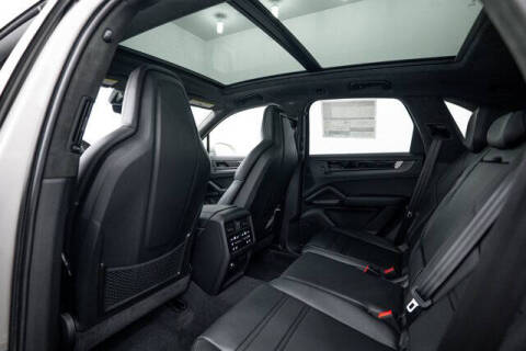 2026 Porsche Cayenne GTS