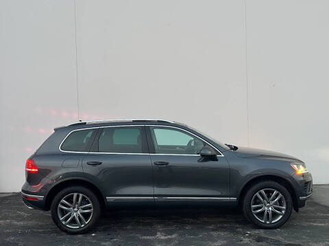 2015 Volkswagen Touareg TDI Lux