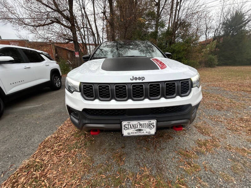 2025 Jeep Compass Trailhawk