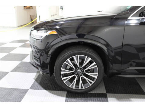 2021 Volvo XC90 T5 Momentum