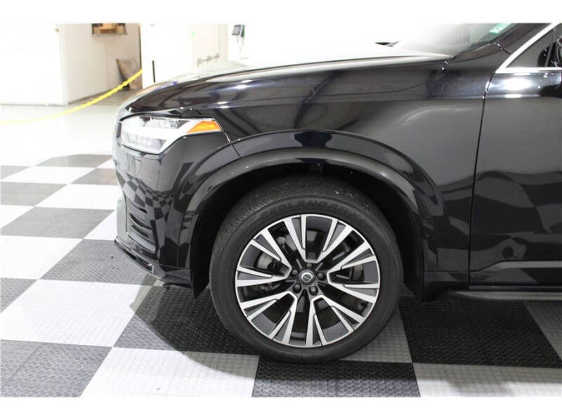 2021 Volvo XC90 T5 Momentum