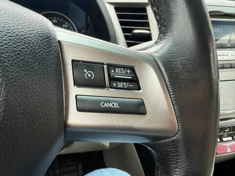 2013 Subaru Legacy 2.5i Premium