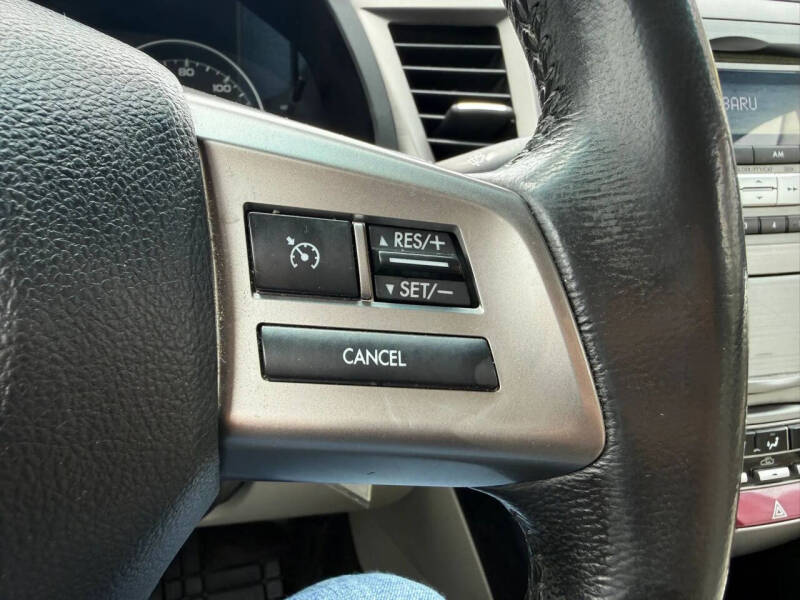 2013 Subaru Legacy 2.5i Premium