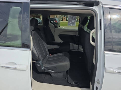 2018 Chrysler Pacifica Touring Plus