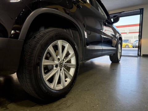 2017 Volkswagen Tiguan 2.0T S 4Motion