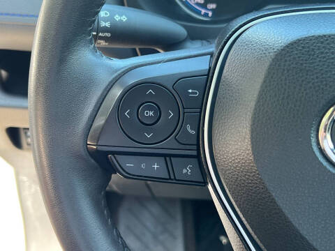 2023 Toyota RAV4 Hybrid SE