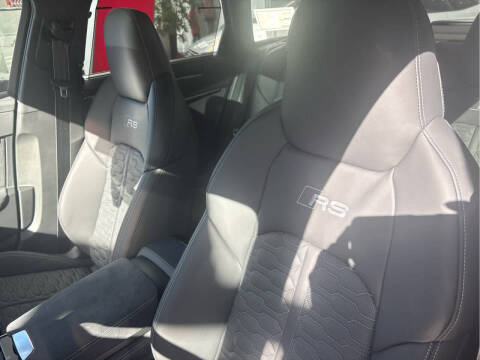 2026 Audi RS 6 Avant performance 4.0T quattro Avant