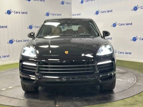 2022 Porsche Cayenne Platinum Edition