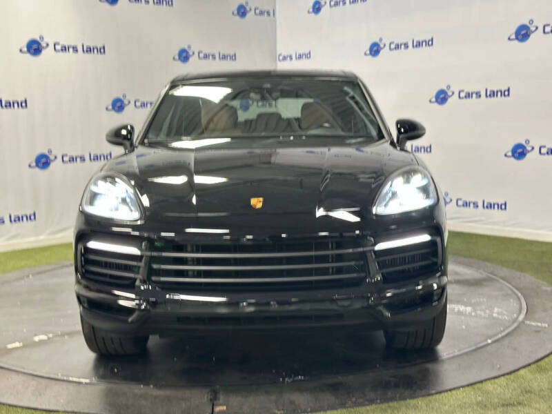 2022 Porsche Cayenne Platinum Edition
