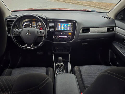 2018 Mitsubishi Outlander SE