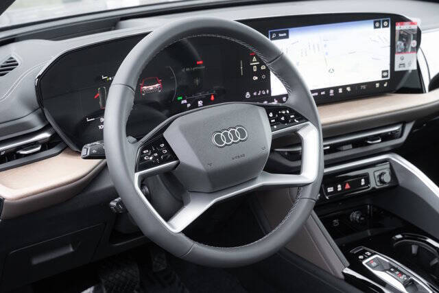 2025 Audi Q5 quattro Premium Plus TFSI