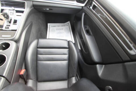 2017 Porsche Panamera Turbo